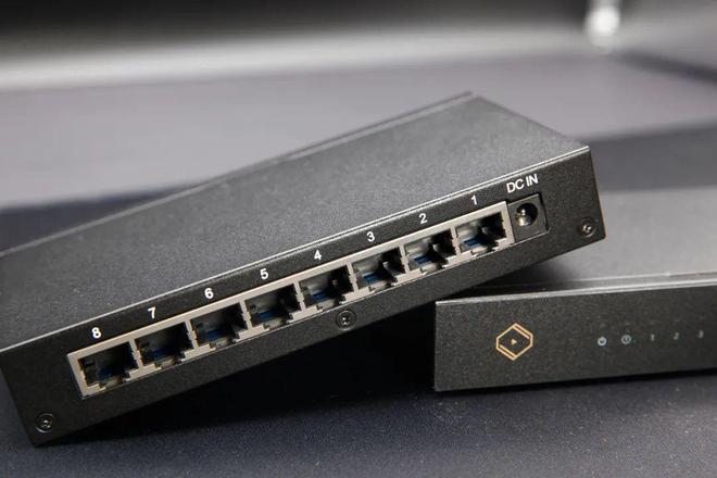 寧?kù)o致遠(yuǎn)，細(xì)節(jié)更上層樓 Silent Angel仙籟N8網(wǎng)絡(luò)交換機(jī)評(píng)測(cè)